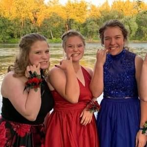 Meet your Posher, Alix